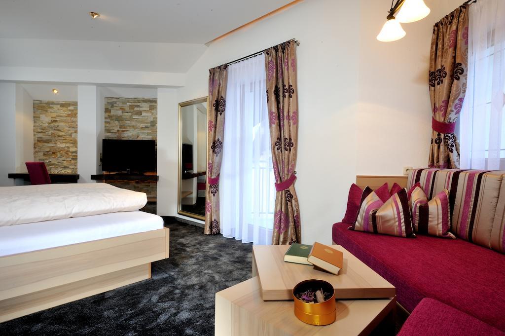 Hotel Garni Stefanie イシュグル 部屋 写真